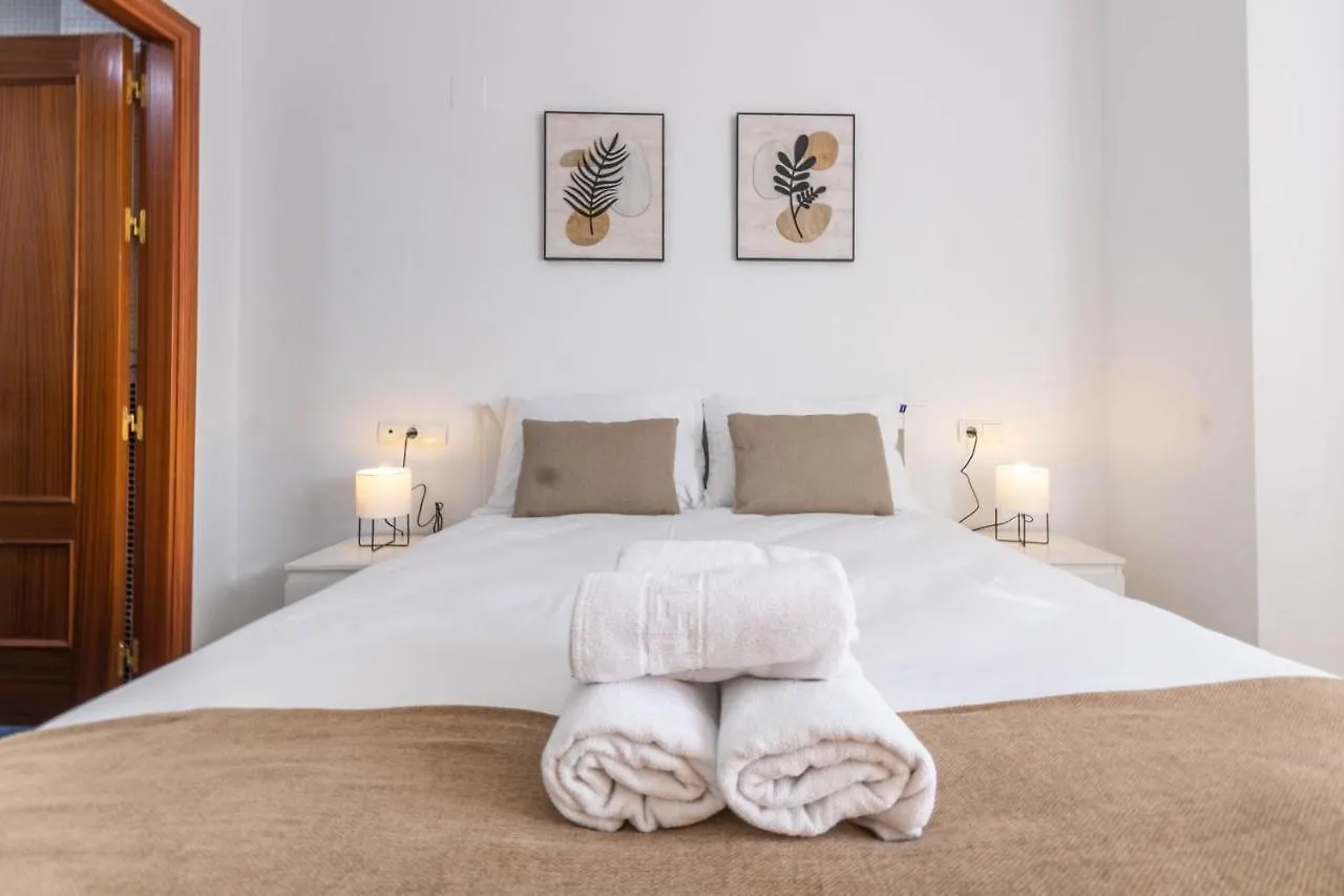 Apartamento Con Terraza San Julian Córdoba España